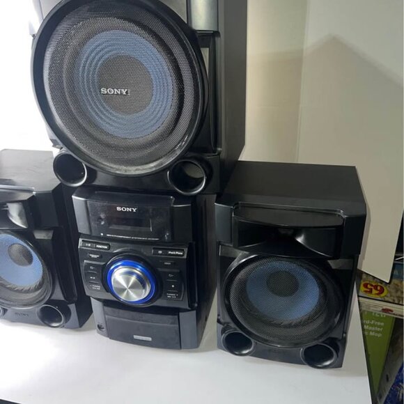 Sony MHC-EC909iP Hi-Fi System w/ 3 Speakers AM/FM/CD/iPod/iPhone Tested & Works - Picture 2 of 5